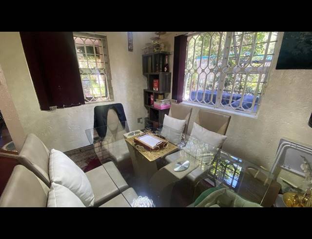 3 BEDROOM APARTMENT FOR SALE IN BEDFORD GARDENS